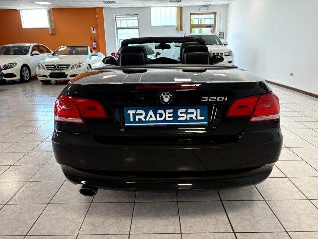 BMW 320 320i cat Cabrio Automatica Navi