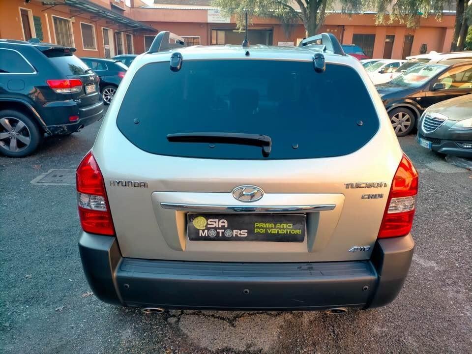 Hyundai Tucson 2.0 crdi 4 wd UNIC. PROPR.
