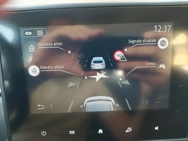 Renault Captur Plug-in Hybrid E-Tech 160 CV Initiale Paris