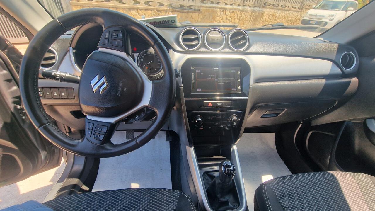 Suzuki Vitara 1.6 VVT A/T V-Top