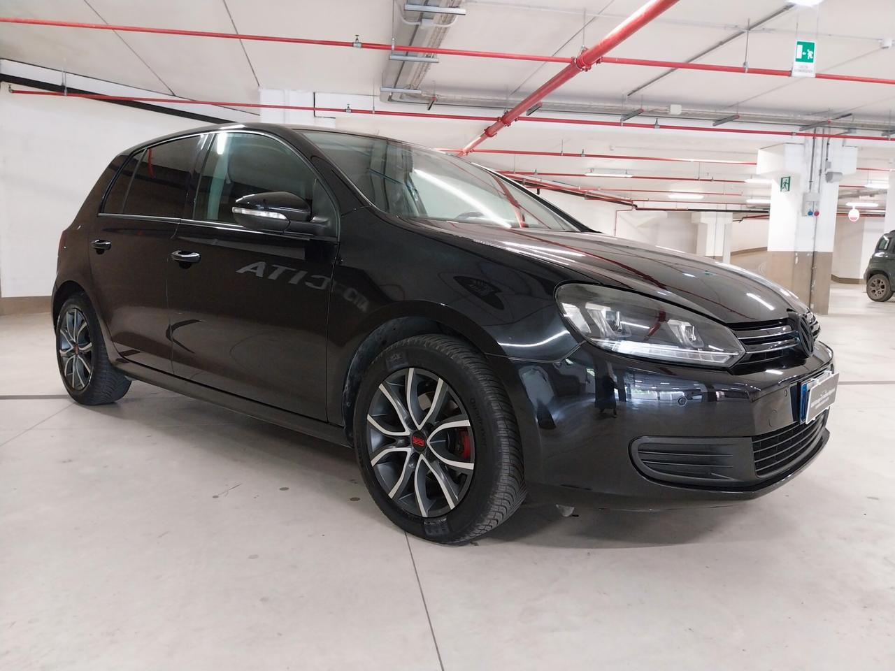 Volkswagen Golf Business 1.6 TDI 5p. Highline - ok neopatentati
