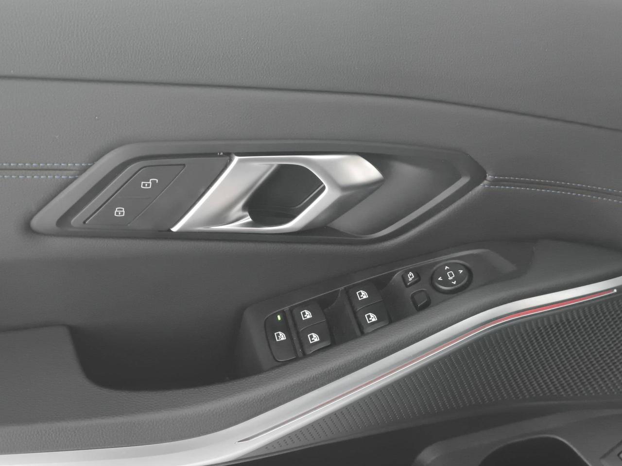 BMW Serie 3 330d xDrive Touring 48V Msport Pro