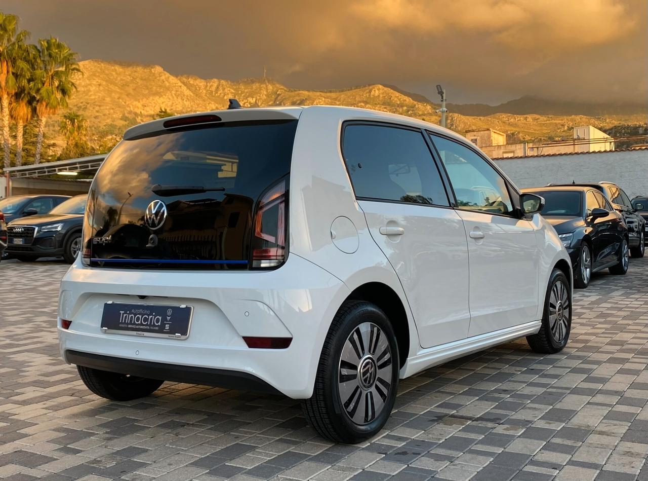 Volkswagen up! 83CV DSG