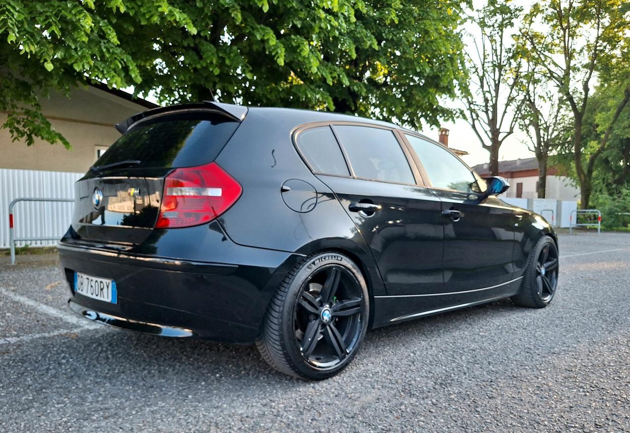 Bmw 120 120d cat 5 porte Futura DPF