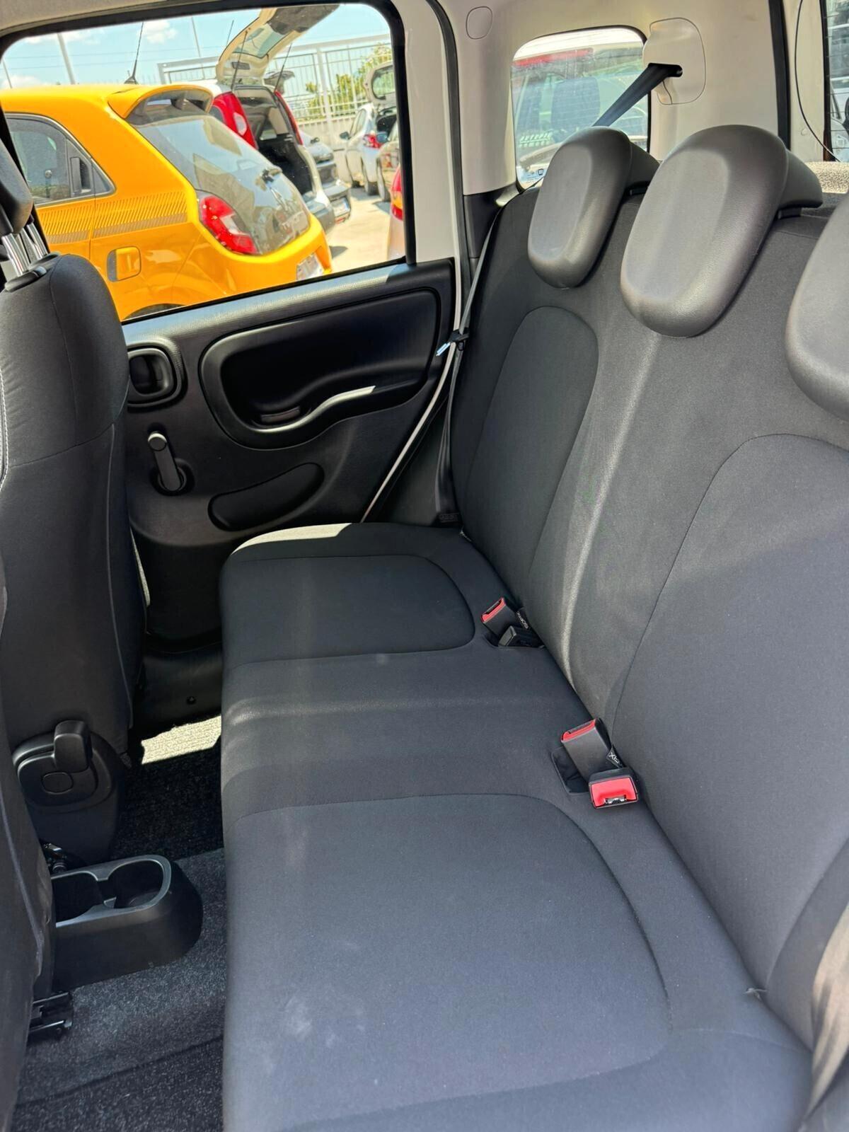 Fiat Panda 1.0 Hybrid 2022 City Cross 20.000km FULL OPTIONAL