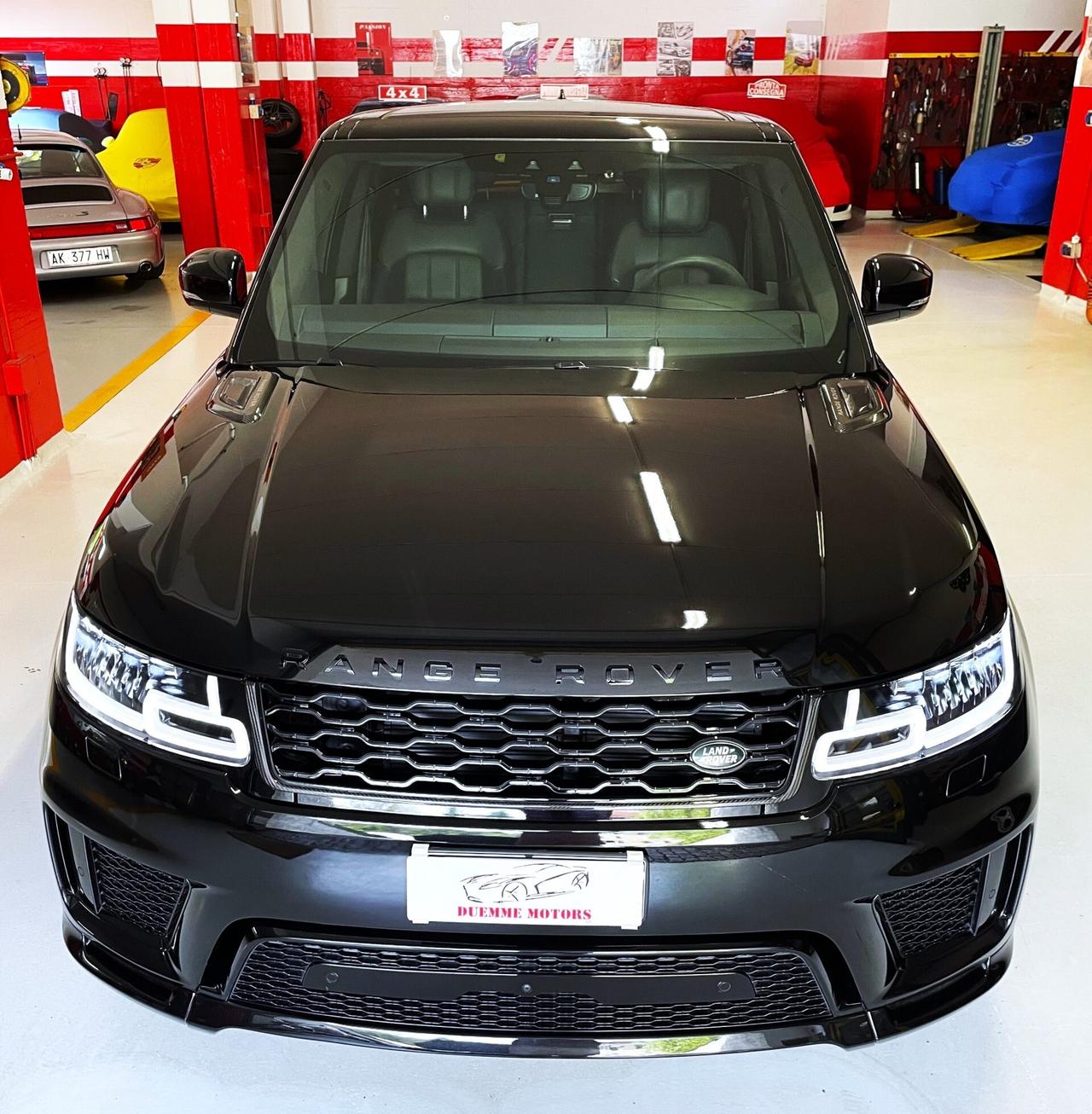 Range Rover Sport HST Hybrid TOTAL BLACK Carbonio