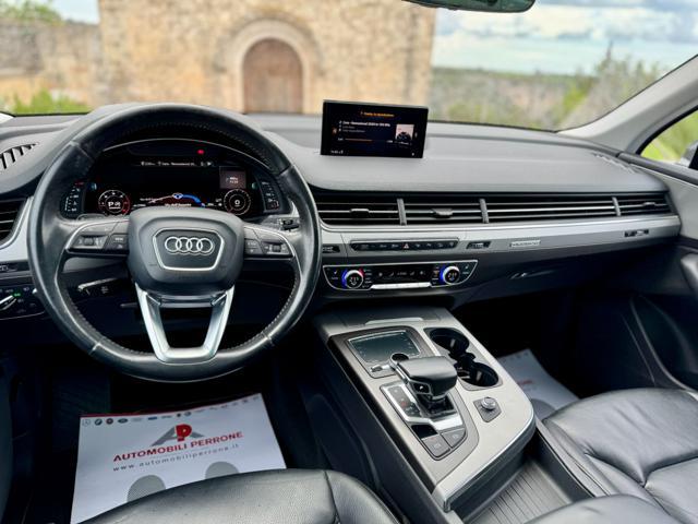 AUDI Q7 3.0 TDI 272cv Quattro (Tetto/Gancio/7posti/Pelle)