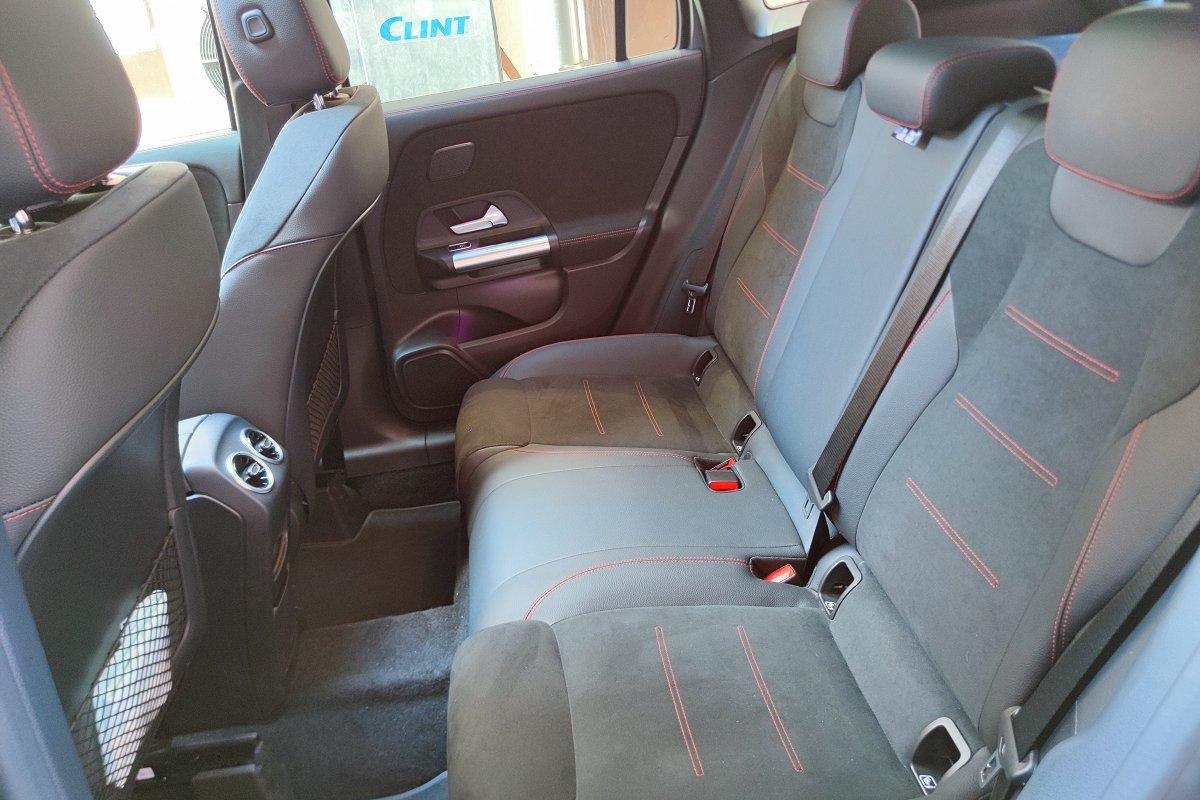 MERCEDES GLA 180 d Automatic AMG Line Premium
