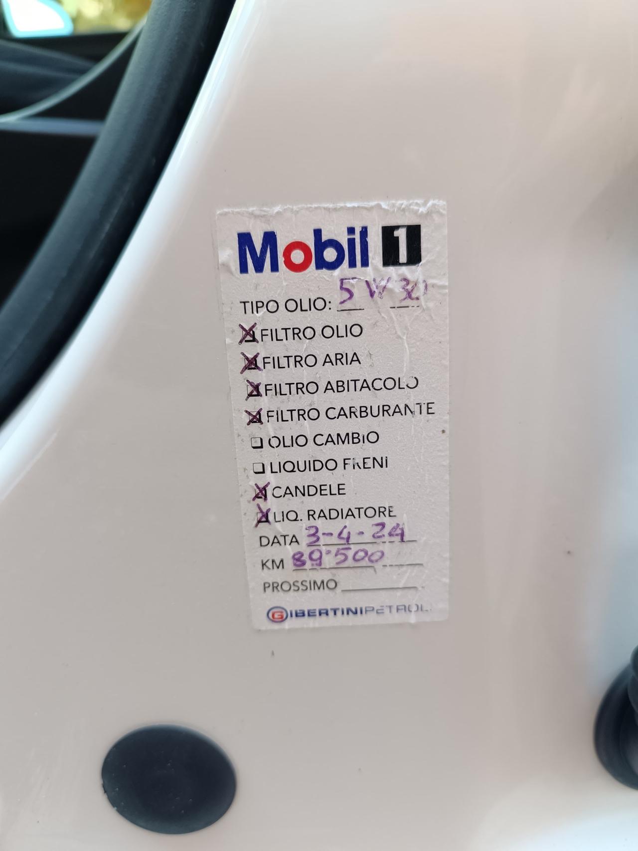 Lancia Ypsilon 1.2 69 CV 5 porte GPL Ecochic Gold