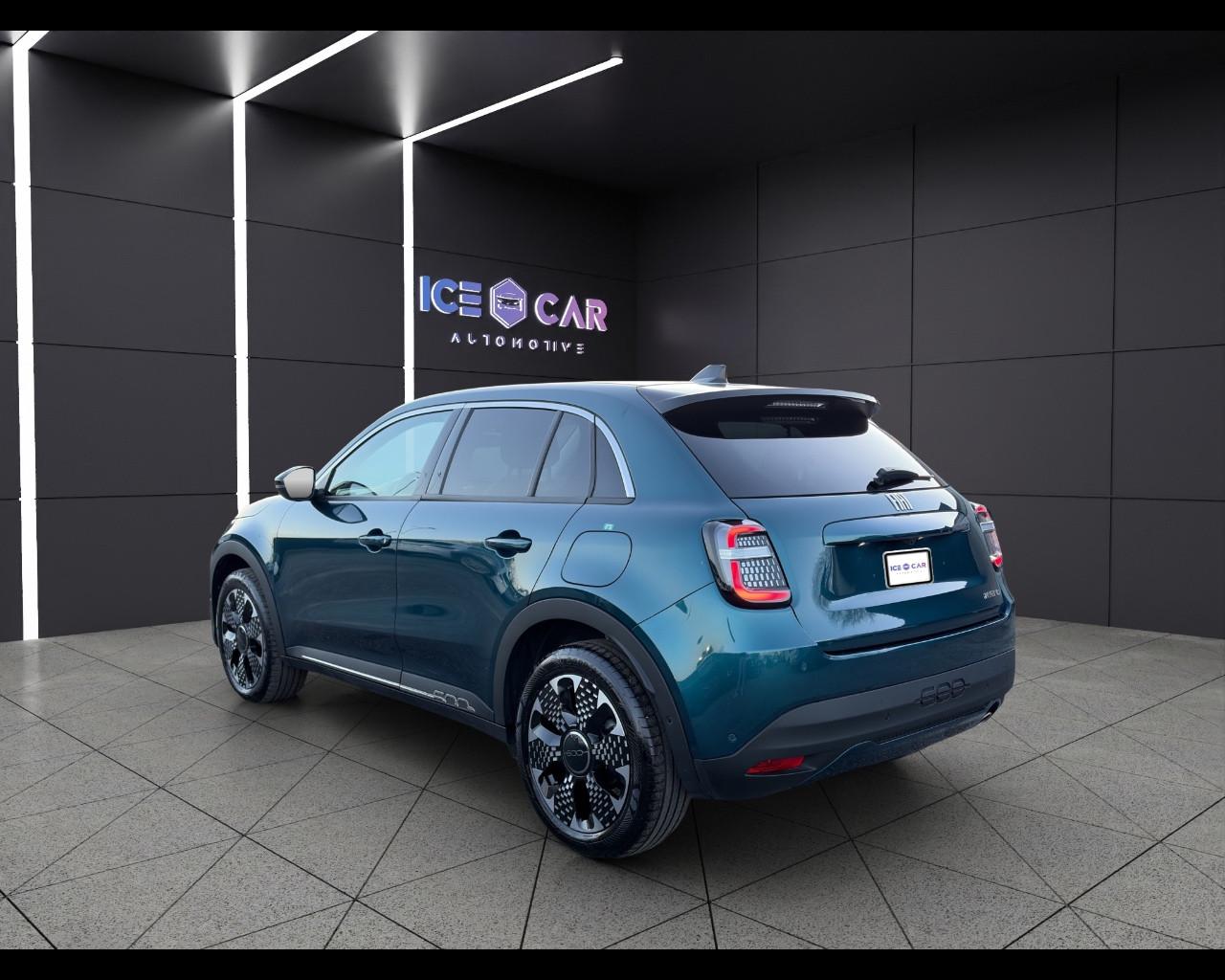 FIAT 600 Hybrid 110 CV DCT MHEV La Prima