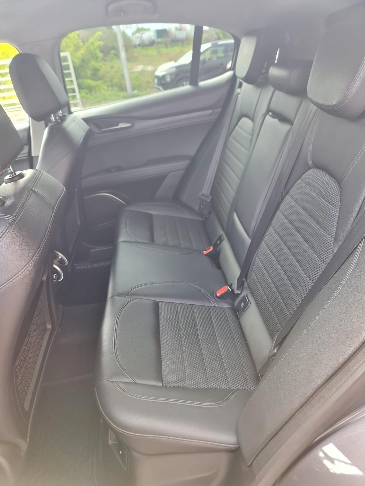 Alfa Romeo Stelvio 2.2 Turbodiesel 190 CV AT8 Q4 Executive