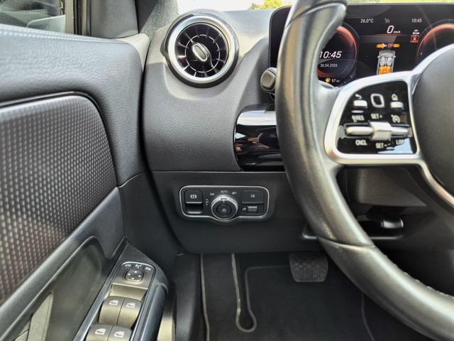 MERCEDES-BENZ GLA 220 d Automatic 4Matic Sport Plus