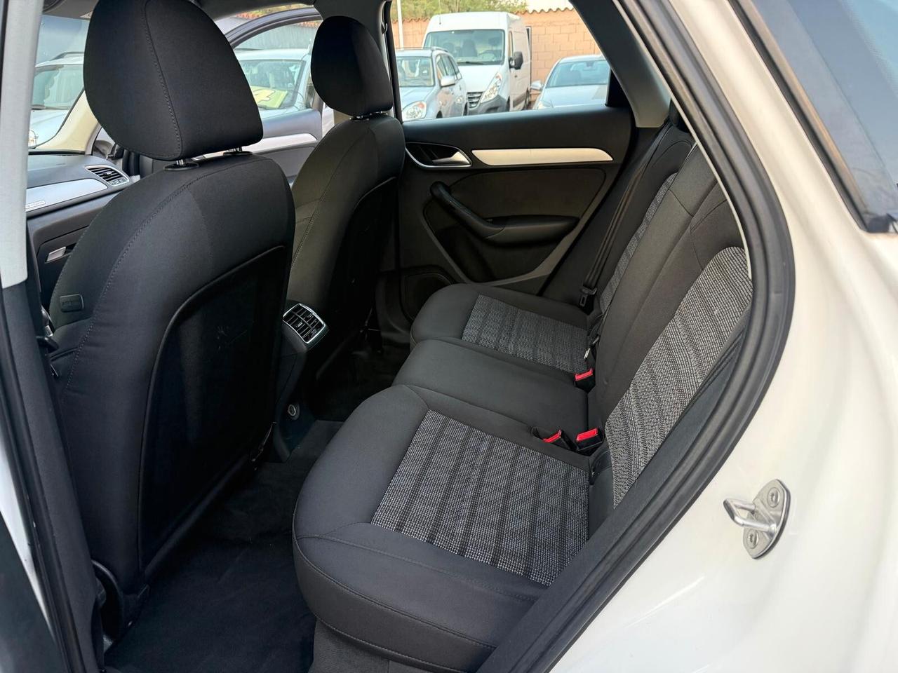 AUDI Q3 2.0 TDI 184 CV S tronic quattro edition Sport