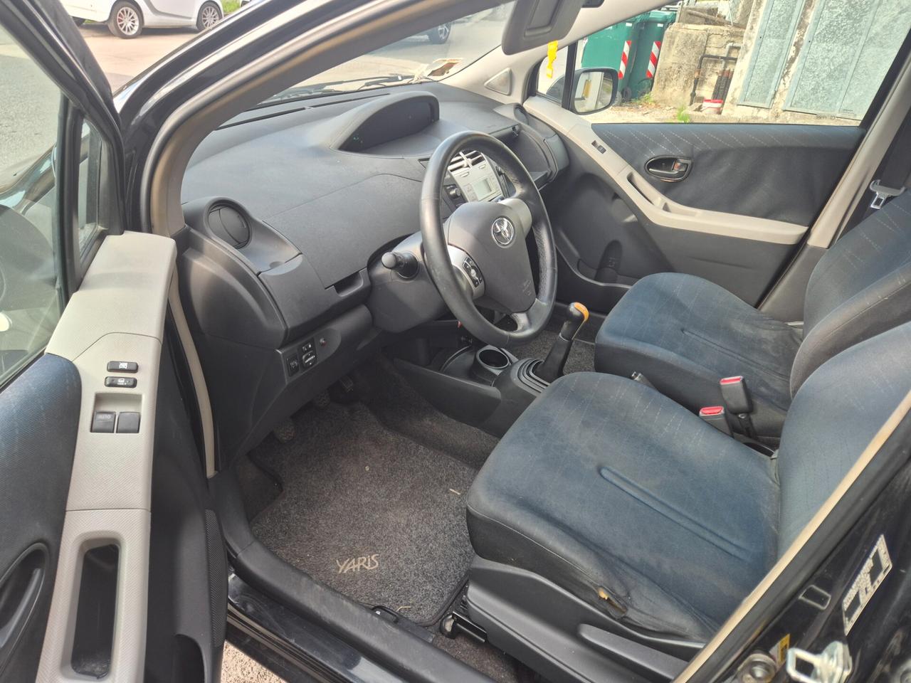 Toyota Yaris 1.0 5 porte Sol meccanica perfetta!!!