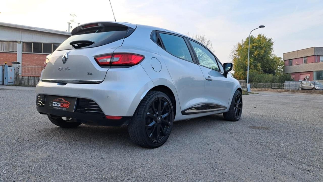 Renault Clio 1.2 16V 5 porte GPL Yahoo!