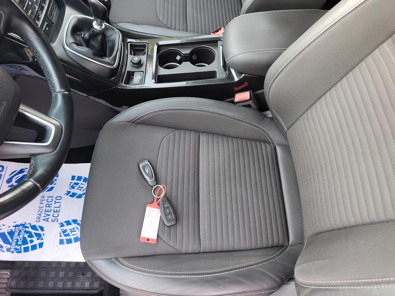 Ford Kuga 1.5 TDCI 120 CV Titanium