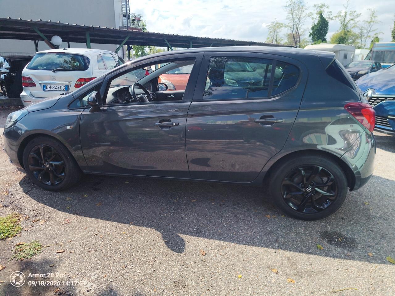 Opel Corsa 1.2 5 porte b-Color