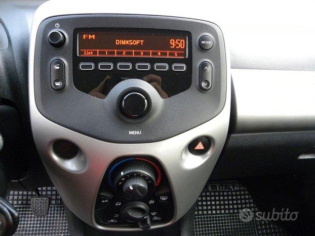Citroen C1 VTi 68 5 porte Shine CLIMA BLUETOOTH MULTIFUNZIONE NEO PATENTATI