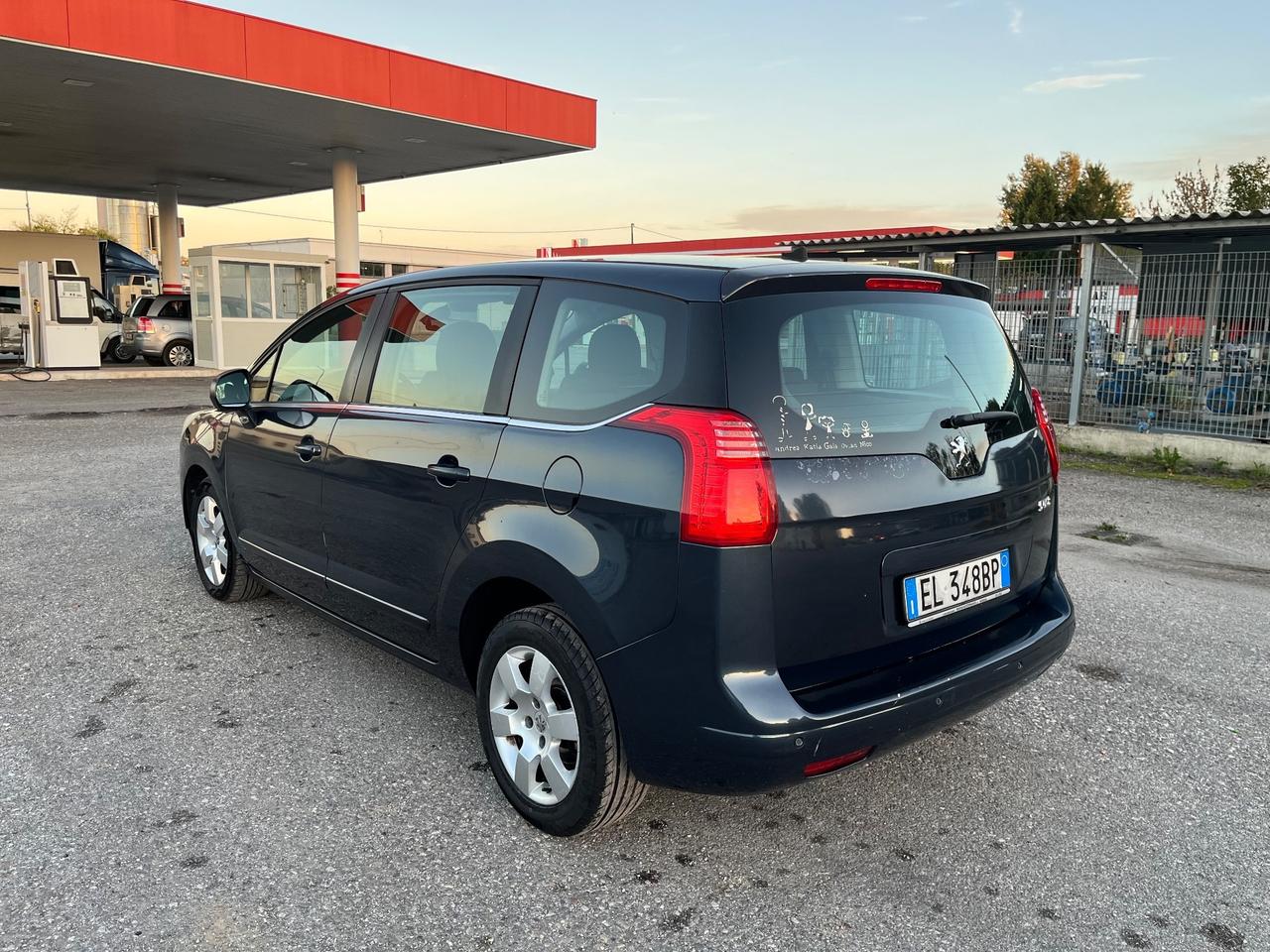 Peugeot 5008 1.6 HDi 112CV Business