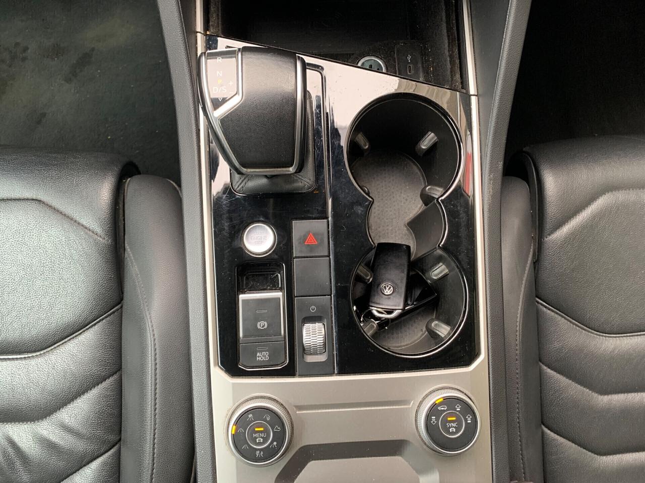 VOLKSWAGEN TOUAREG 3.0 V6 TDI 231 CV 4MOTION R-LINE