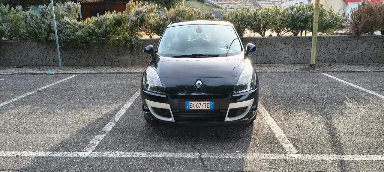 Renault Scenic Scénic X-Mod 1.5 dCi 110CV Luxe