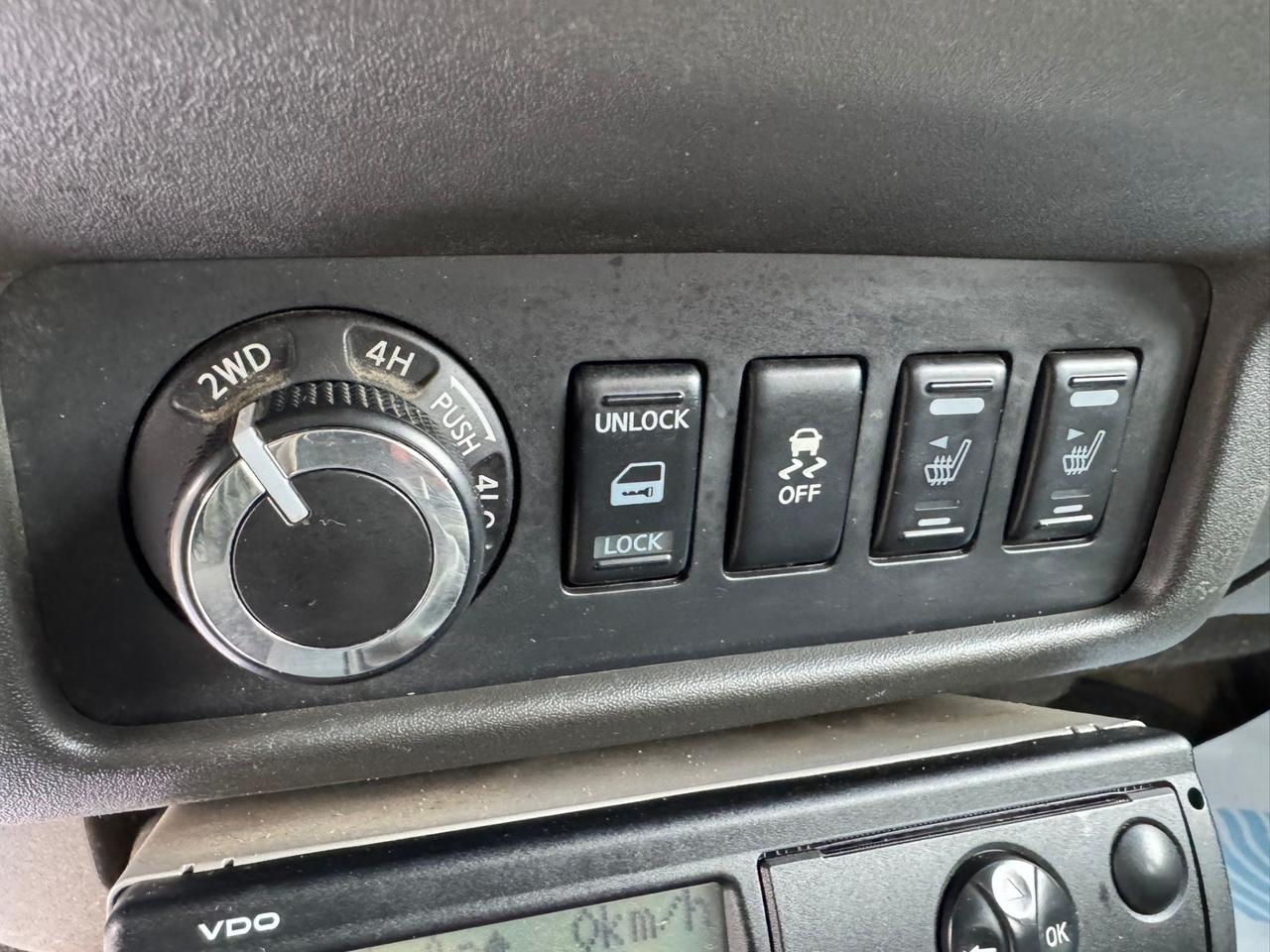 Nissan Navara 2.5 dCi 190CV 2 porte King Cab Sport