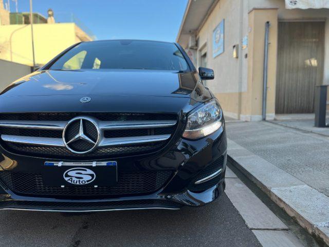 MERCEDES-BENZ B 180 d Automatic Business Extra