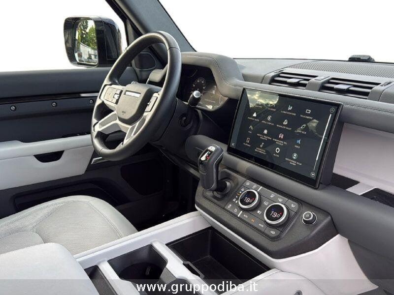 Land Rover Defender VII 2020 110 Diesel 110 3.0d i6 mhev S awd 200cv auto