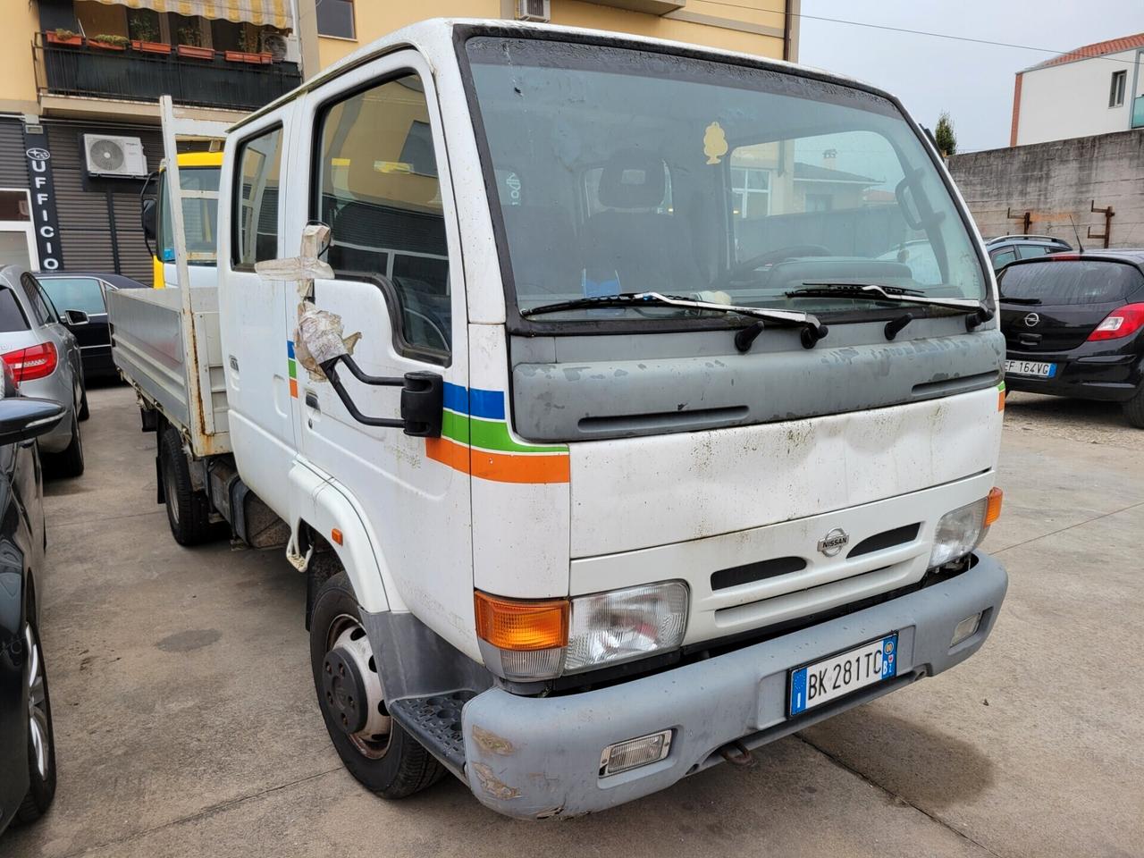 Nissan Cabstar 6 posti MOTORE ROTTO