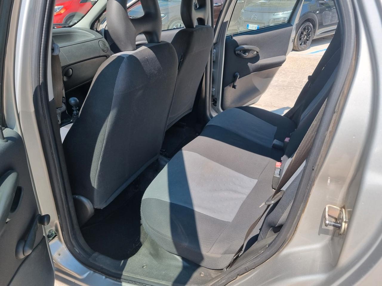 Fiat Punto 1.2i cat 5 porte ELX
