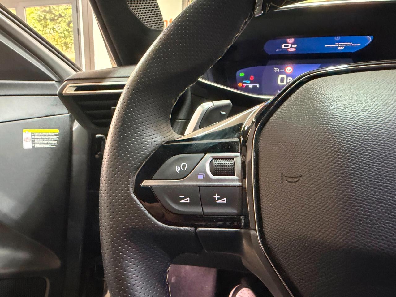 Peugeot 208 Hybrid 136CV e-DCS6 GT