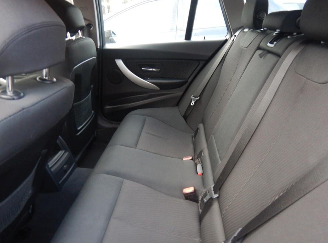 Bmw 320 320d xDrive Touring Business Advantage