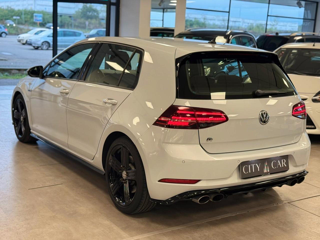 Volkswagen Golf R 2.0 TSI DSG 4MOTION 5p. BMT