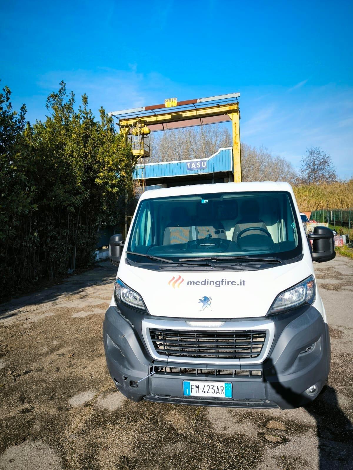 Peugeot Boxer 330 2.0 BlueHDi/110CV FAP PC-TN Combi Comfort