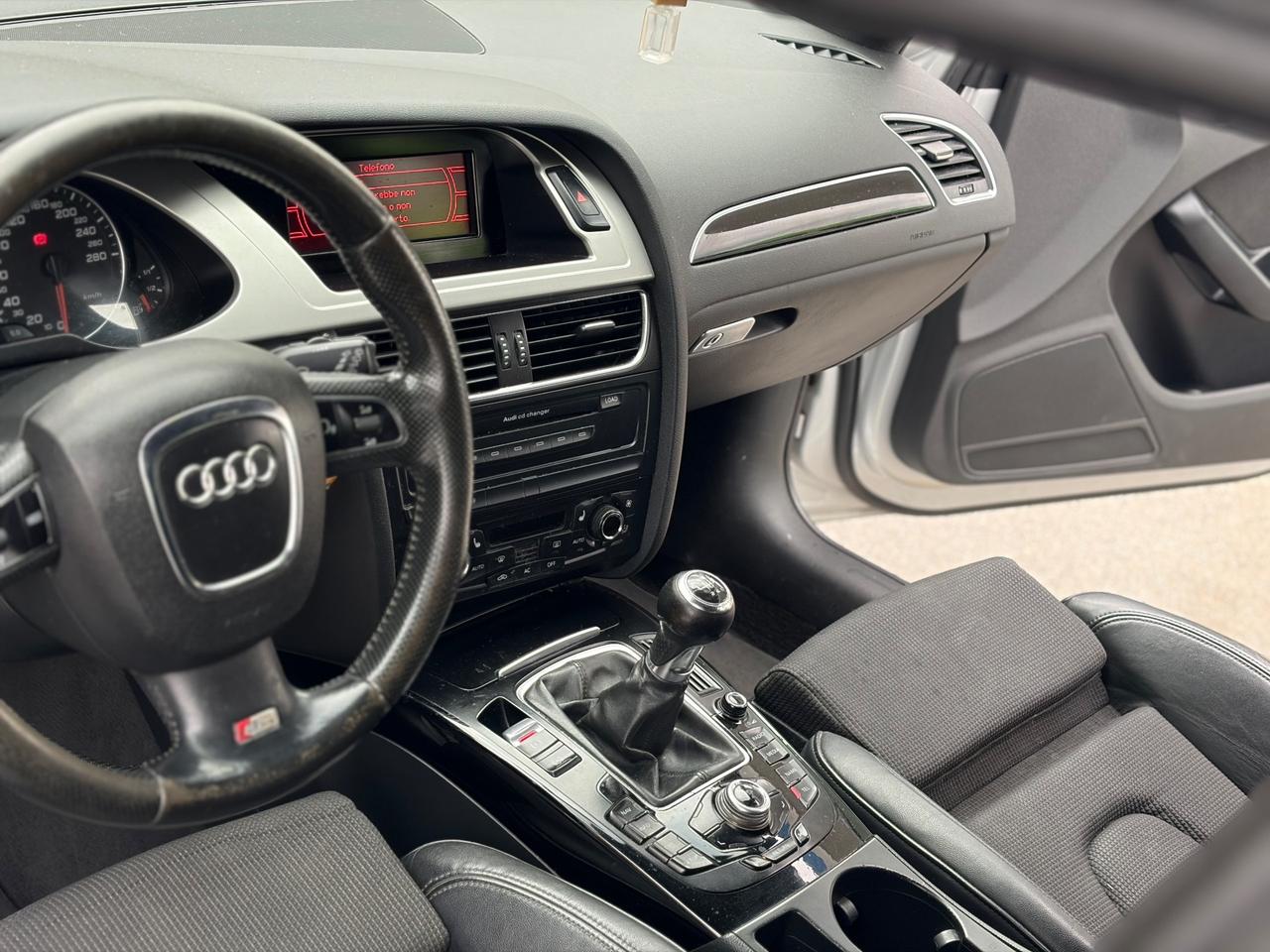 Audi A4 2.0 TDI 143CV SLINE - 2010 EURO5 MANUALE