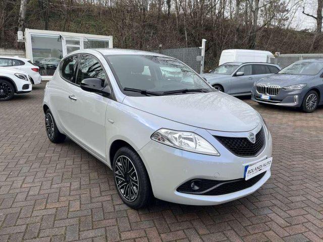 LANCIA Ypsilon 1.0 hybrid Gold s&s 70cv