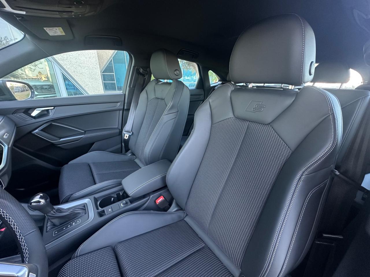 Audi Q3 Spb 35 Sline possibilità noleggio no scoring