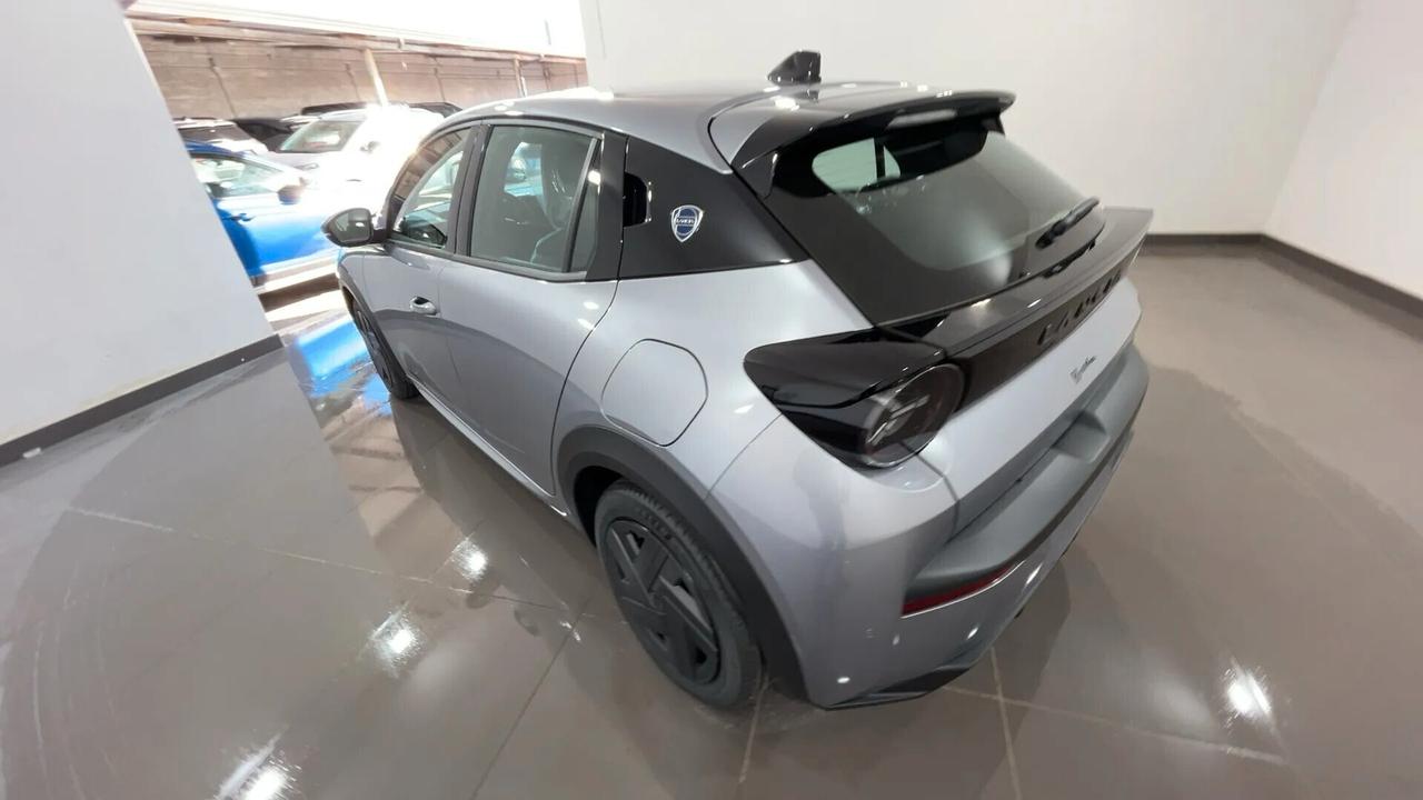 Lancia Ypsilon Hybrid e-DCT KM0