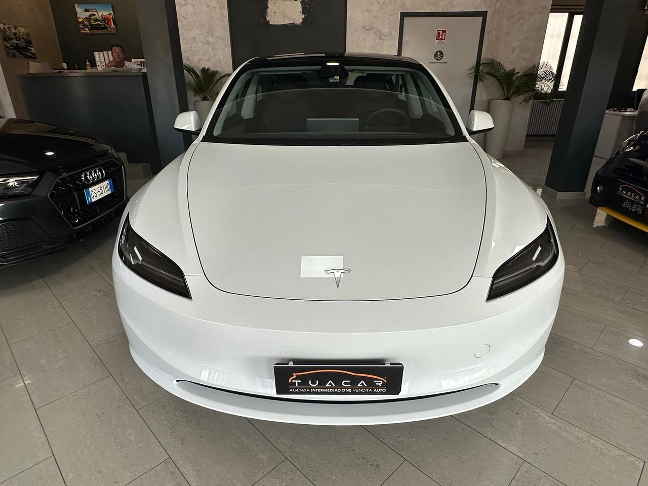 Tesla Model 3 Premium Standard Range Plus 55 kWh #6112