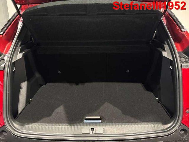 PEUGEOT 2008 1.2 hybrid GT 136cv e-dcs6