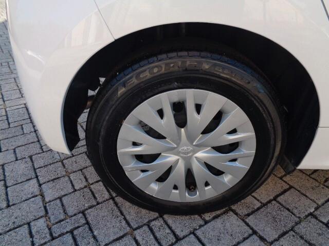 Toyota Yaris 1.0 72 CV 5 porte Active NESSUN VINCOLO DI FINANZIAMENTO