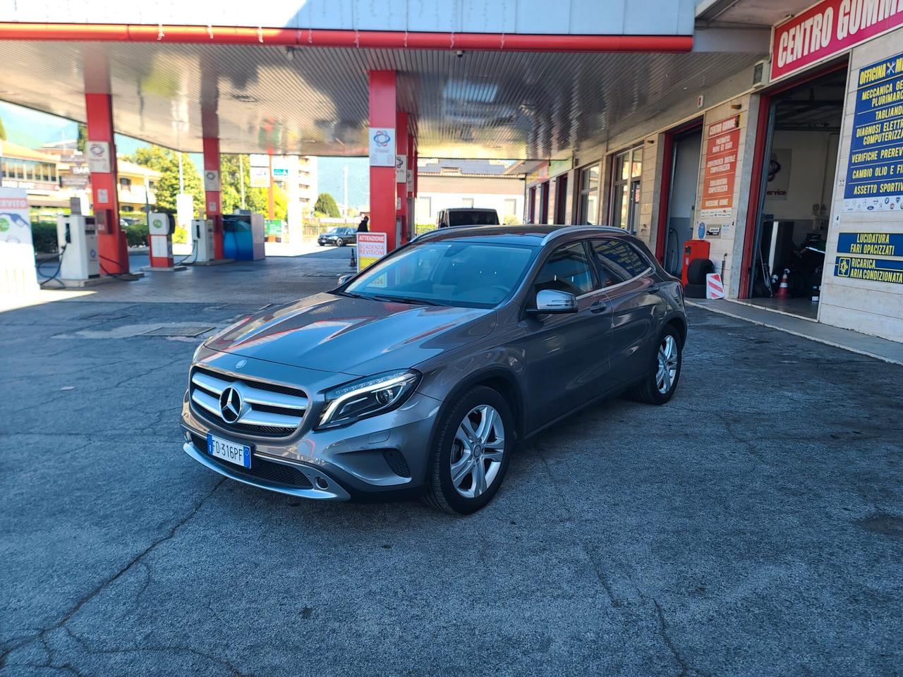 Mercedes-benz GLA 180 d Automatic Premium 2016 PROMO