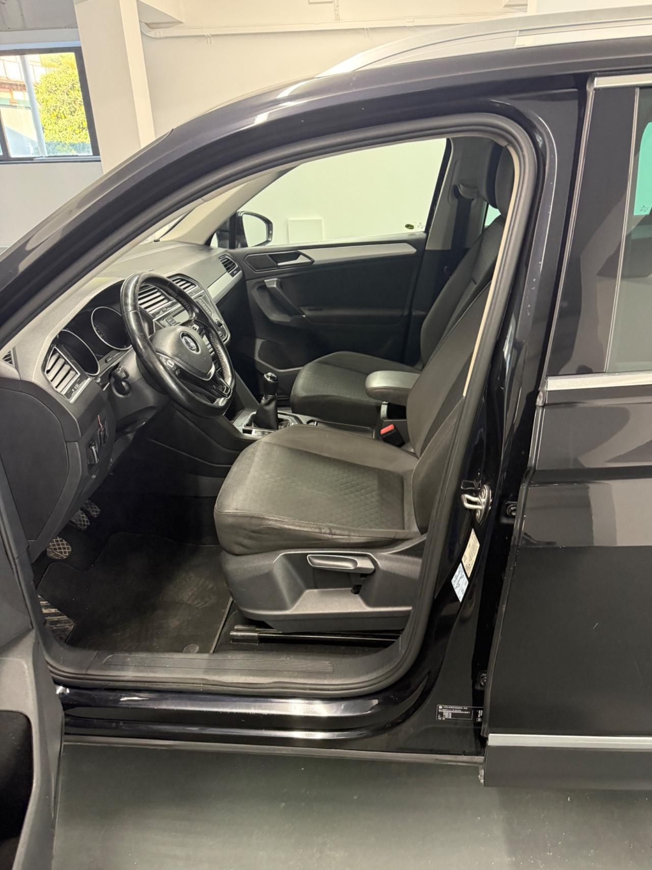 Volkswagen Tiguan 2.0 TDI SCR 4MOTION Business BlueMotion Technology