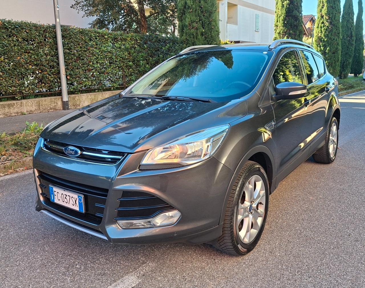 Ford Kuga 2.0 TDCI 150 CV S&S 4WD Powershift Titanium Business
