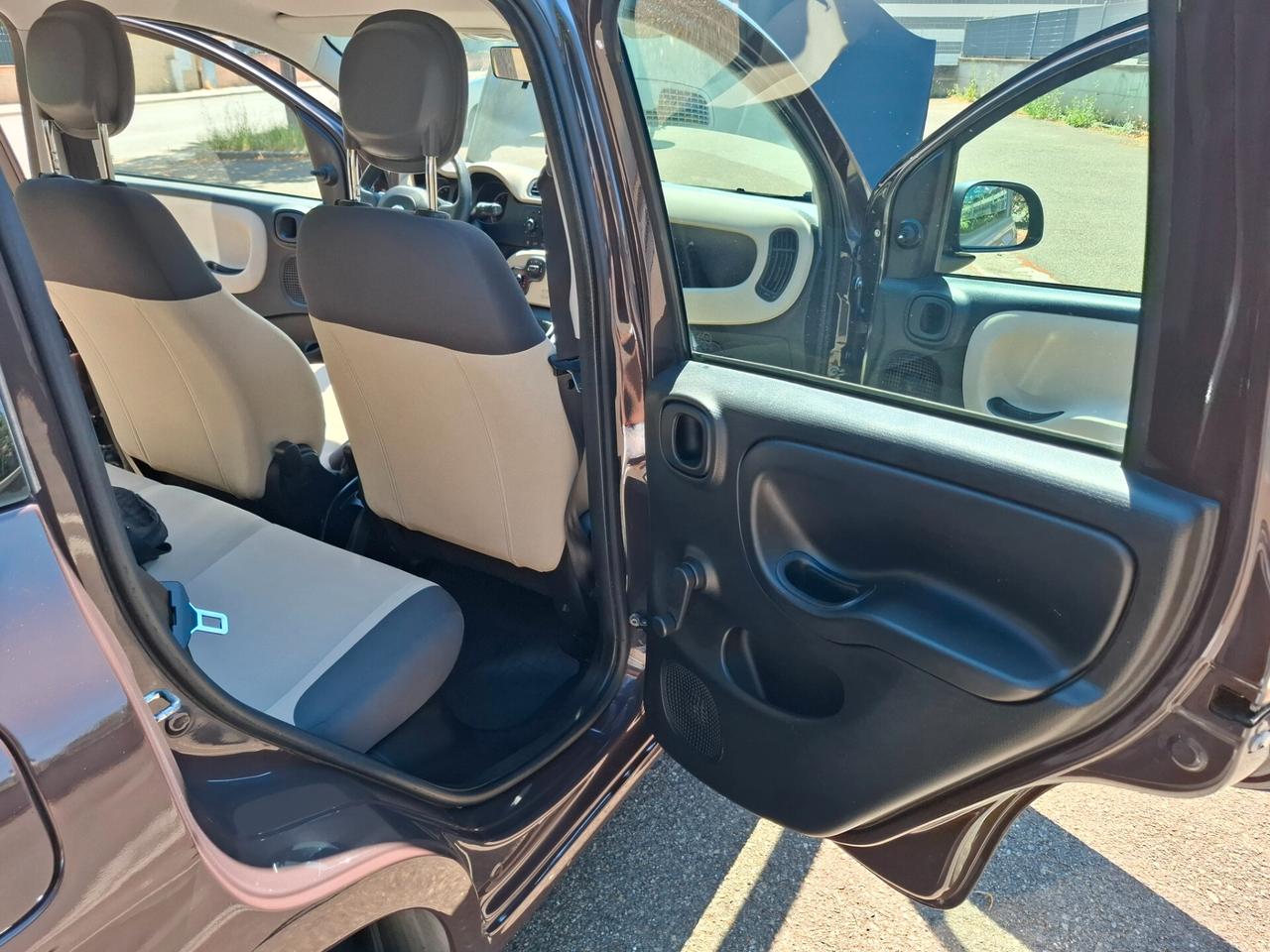 Fiat Panda 0.9 TwinAir Turbo Natural Power Lounge