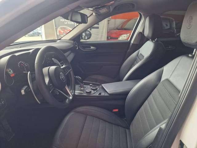 Alfa Romeo Giulia Giulia 2.2 t Super 180cv auto