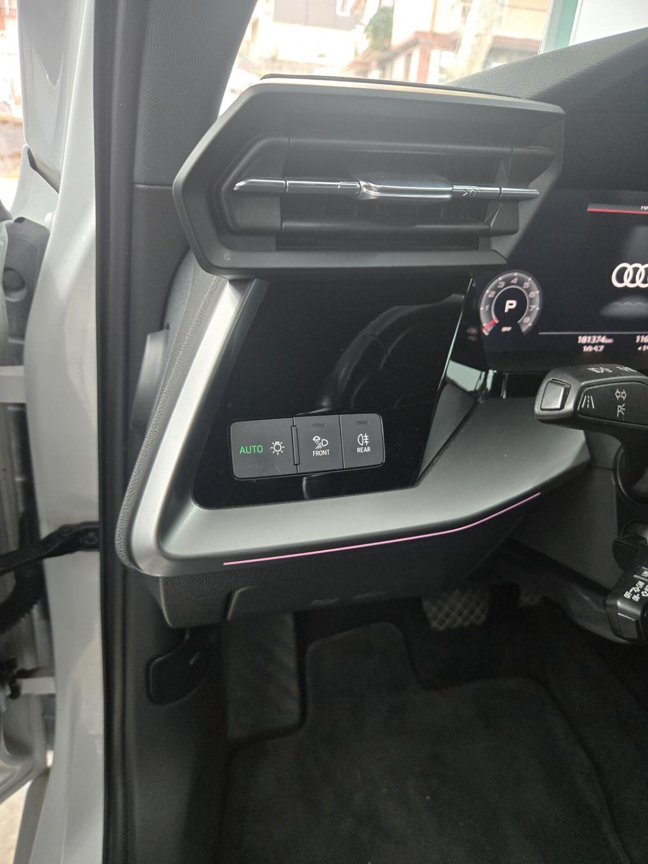 Audi A3 SPB 35 TFSI COD S tronic Business