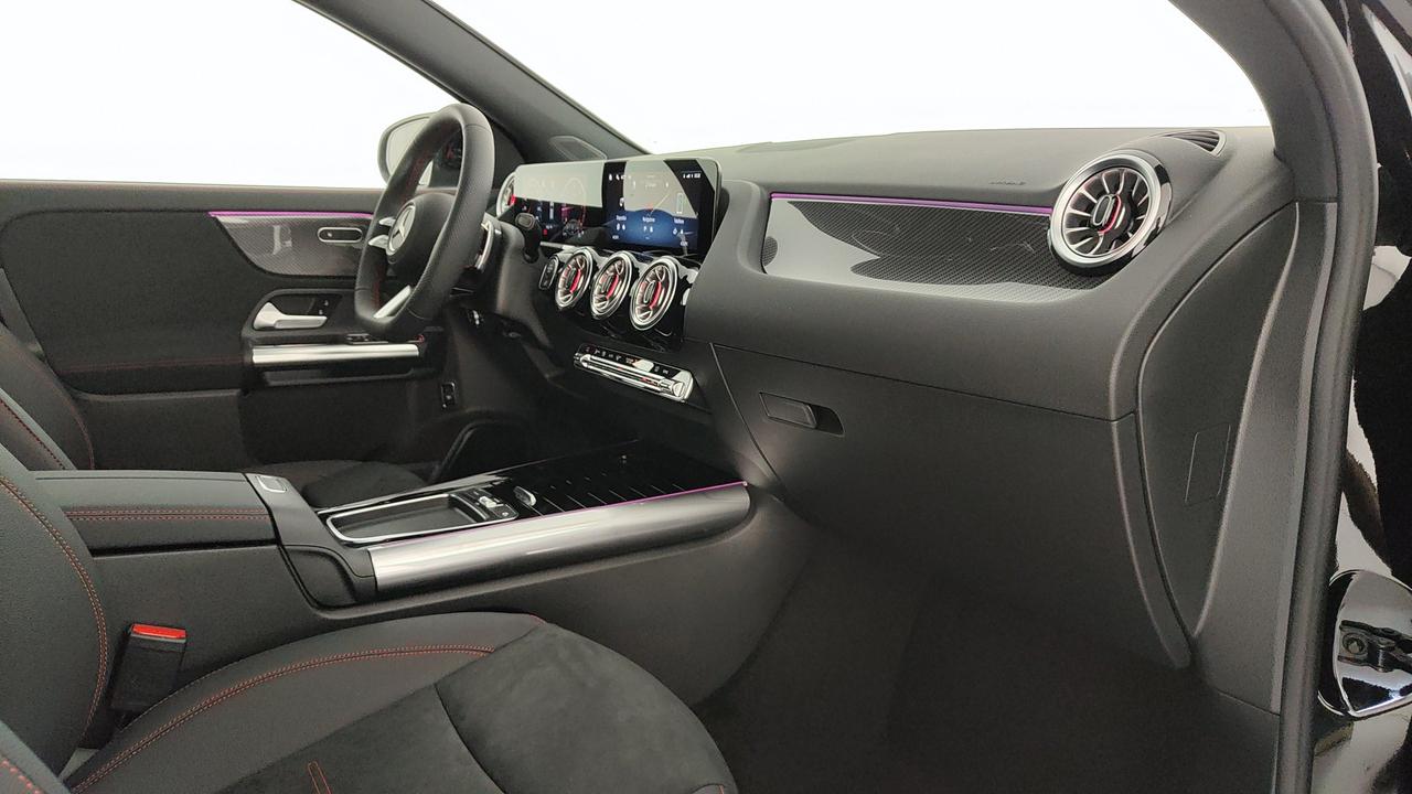 Mercedes-Benz GLA 200 d automatic