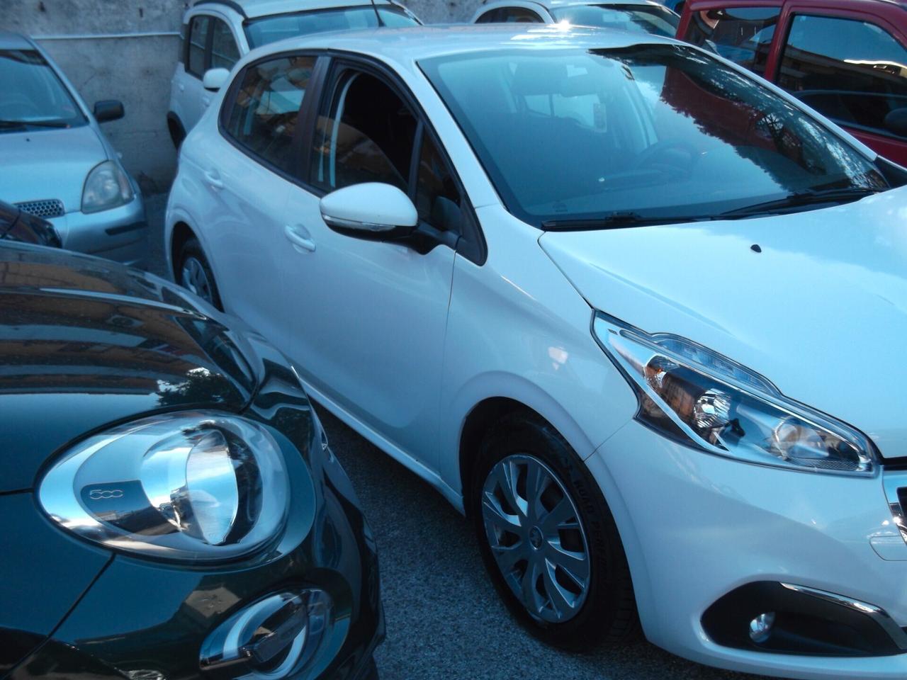 Peugeot 208 BlueHDi 75 5 porte Active - 32