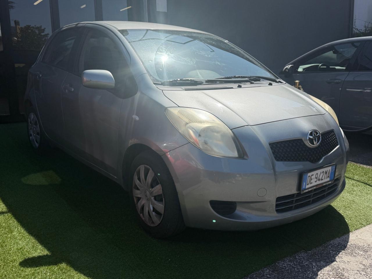Toyota Yaris 1.3 5 porte Luna
